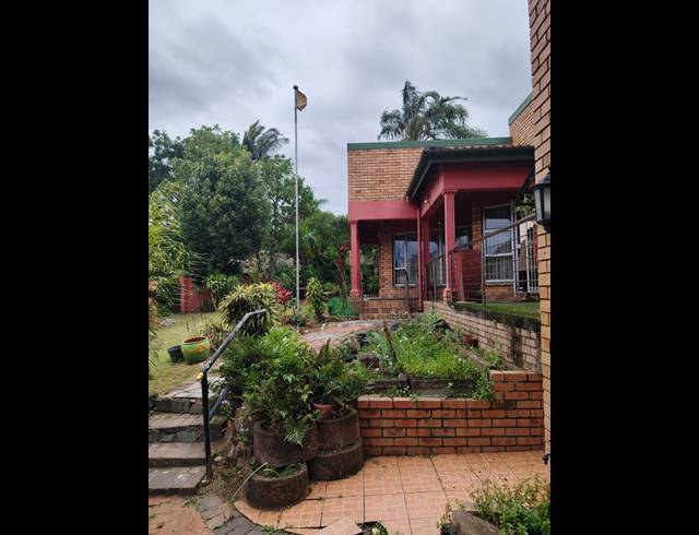 7 BEDROOM HOUSE FOR SALE IN RESERVOIR HILLS